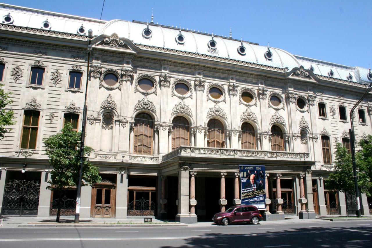 Hotel Mmg Tbilisi Exterior photo